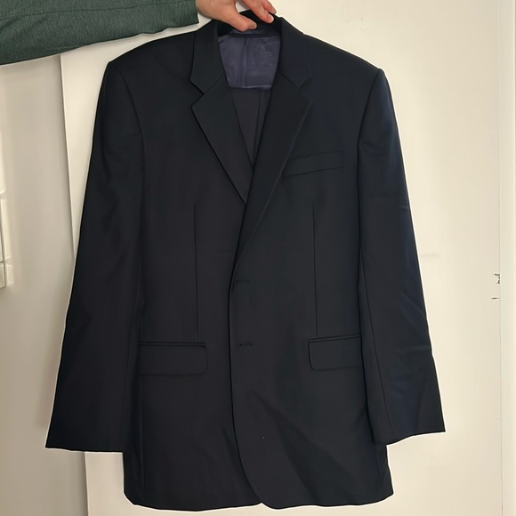 Roderick Charles London Suit (Jacket and Pants)
